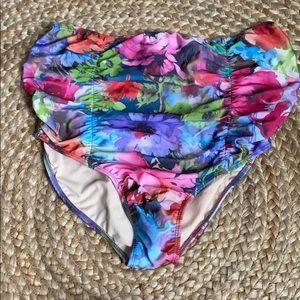 kortni Jeane maternity swim bottoms